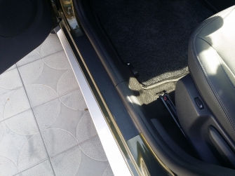 Накладки в проемы дверей (передние + задние) для Рено Дастер рестайлинг с 2015 г.в.